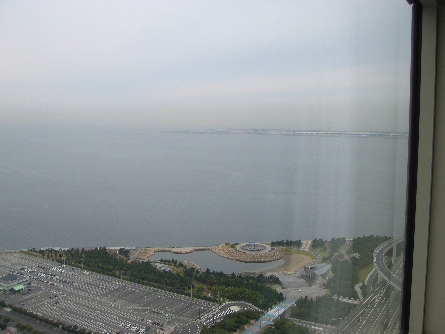 全日空ゲートタワーからの関空側の景色