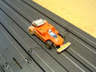 HOスロットカー　エスコート HOスロットカー